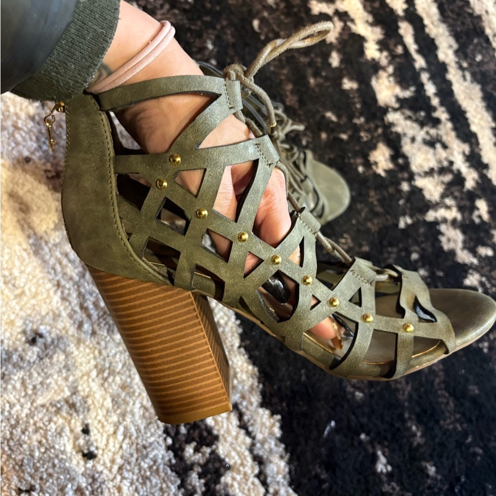 Chic Olive Green Strappy Heels